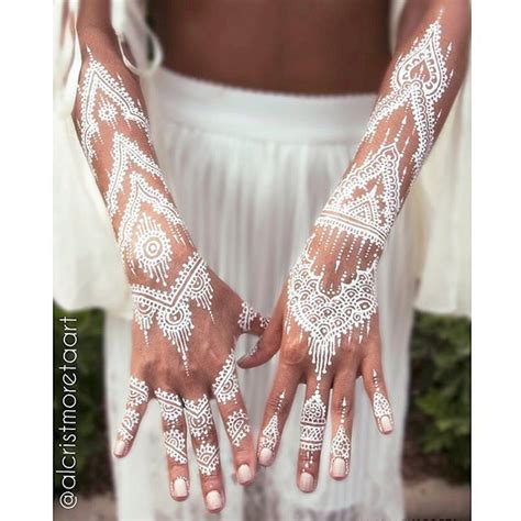 33 Adorable White Hena Inspiration In Wedding Days White Henna