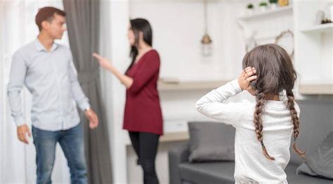 How Parents Divorce Can Be Unsettling For Kids Parenting News The