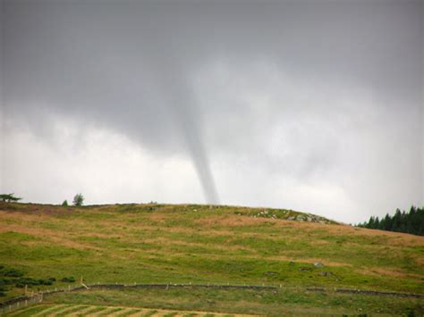 In the uk there are a number of tornado's dotted around the country, many of them travel to the largest events and then come together once a. English Historical Fiction Authors: The London Tornado of 1091