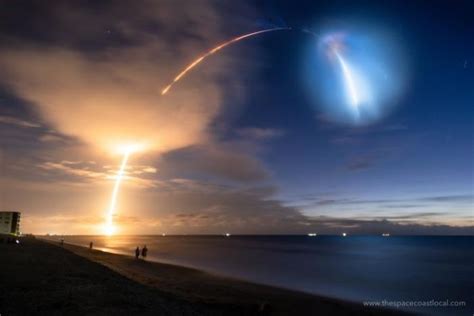 Incredible Photographs Of Spacex Launching 58 Starlink Satellites Into The Space