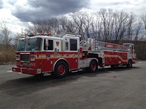 The New Fdny Ladder 5 Is Seagrave Marauder Ii Tiller Fdny Ladder 5 Is