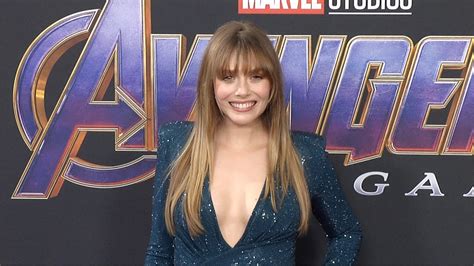 Elizabeth Olsen Avengers Endgame World Premiere Purple Carpet Youtube