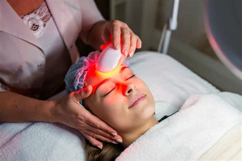 Understanding How Bbl Light Therapy Improves Your Skin St Pete