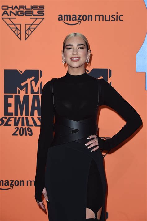 She was named best new artist and won in the dance recording category for electricity. Pin by Little Lord Cas on Dua Lipa | Womens hairstyles ...