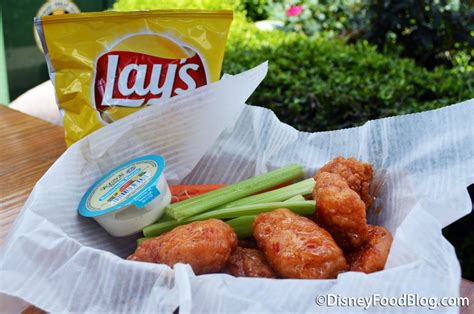 Review Sweet Chili Glazed Chicken Nuggets At Oasis Canteen In Disneys