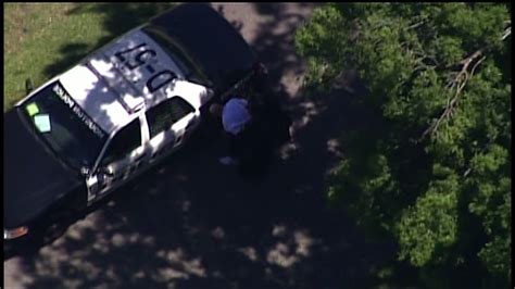 police capture suspect after chase and carjacking in north houston abc13 houston