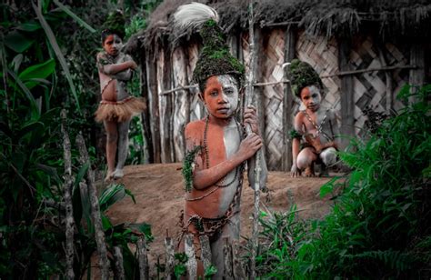 Stay Three Nights Four Days Asaro Mudmen Tribes Of Papua New Guinea