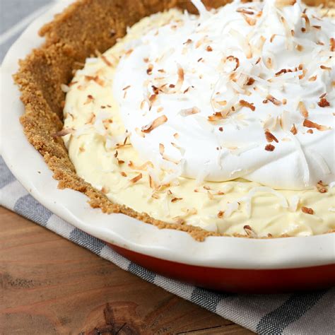 The Salty Cooker Dairy Free Banana Coconut Cream Pie