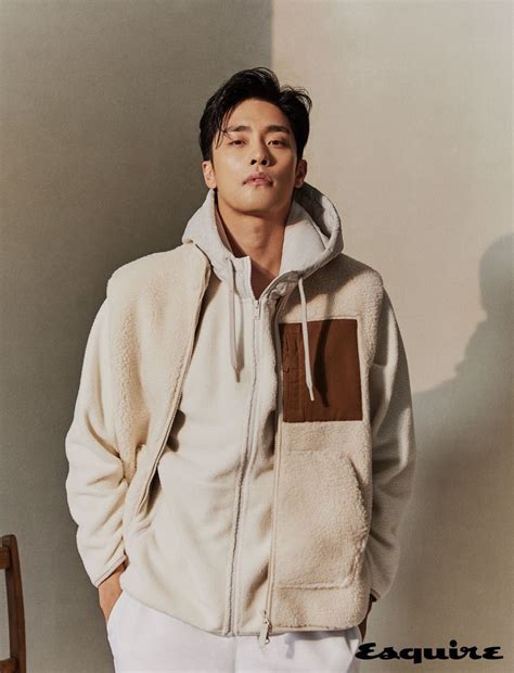 기안84의 역대급 반전 시식평 (해맑) 너무 맛없어! 냉장고를 부탁해(take care of my refrigerator) 201회. 나 혼자 산다 성훈 이시언 기안84 에스콰이어 화보.jpg : 네모판