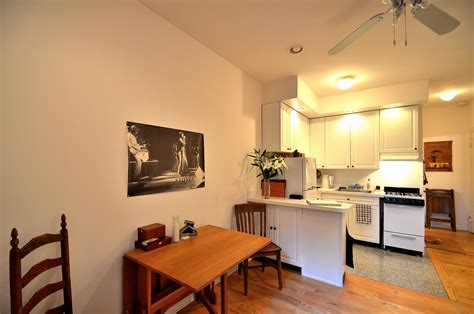 Find your perfect studio apartment. City Living Apt Blog: Welcome NYC! East Village studio for ...