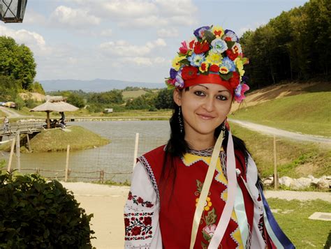 Bosnia And Herzegovina Traditional Outfits Muslim Pictures
