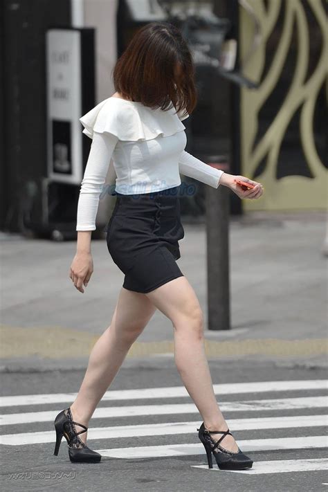Short Skirts Mini Skirts Great Legs Unusual Sporty Street Style Asian Heels