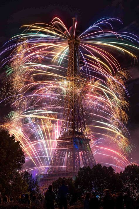 Espectacular Foto Tomada Ayer En La Torre Eiffel De Paris Francia