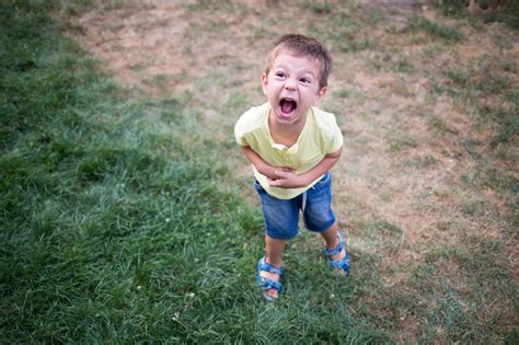 How To Cope With Your Childs Temper Tantrums Fq Magazine