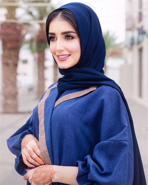 Beautiful Muslim Women Beautiful Hijab Gorgeous Women Arab Girls