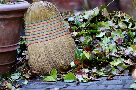 9 Broom Meaning In A Dream And Interpretation Dreamericans Dream Meaning