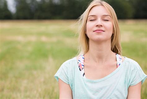 How To Do Deep Breathing And Its Benefits Emedihealth