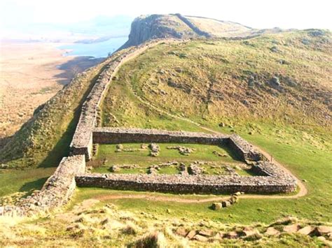 Travel North 34 Walking Roman Remains Hadrians Wall Mile Forts