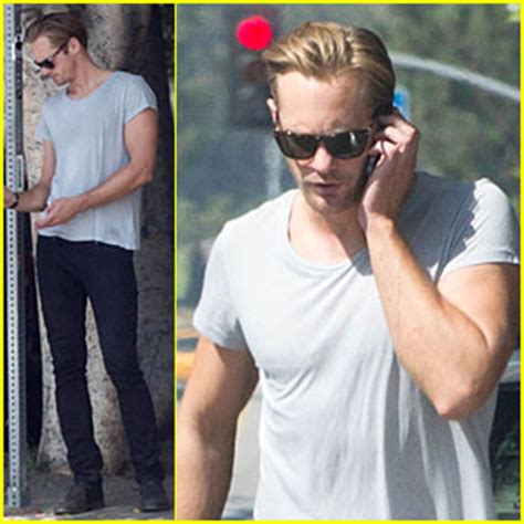 Alexander Skarsgard Im Very Excited To Meet Prince Harry Alexander Skarsgard Just Jared