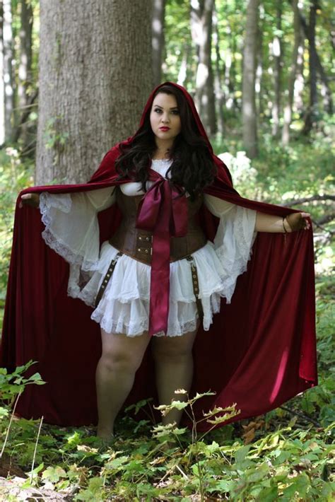 20 Plus Sized Halloween Costume Ideas Flawssy