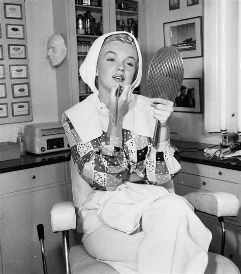 This Is The Exact Skincare Routine Marilyn Monroe Followed Who What Wear Uk