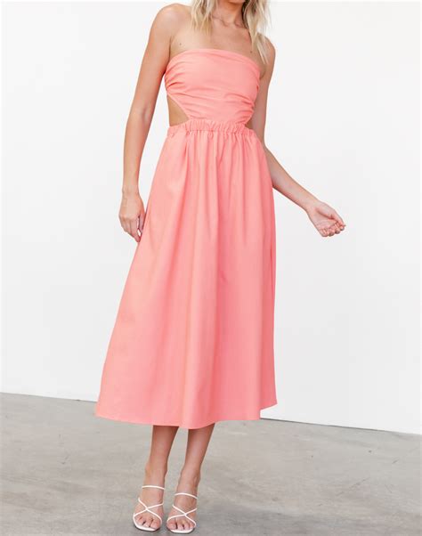 Our Pink Diamond Dresses Lorelei Maxi Dress Peach Are In Short Supply
