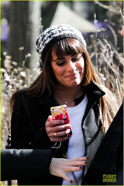 Lea Michele Warms Up Before Early Morning Glee Shoot Photo 3072095