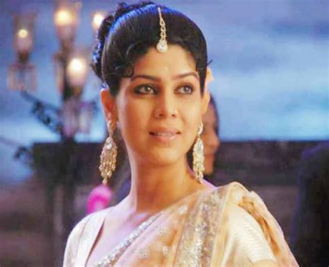 Tv And Film Actress Sakshi Tanwar Beautiful And Stylish Looks In Hindi
