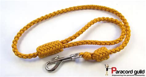Bit.ly/1xrdzxg find paracord 550 here: Braided paracord dog leash- herringbone style - Paracord guild