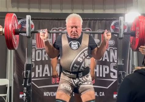 this 71 year old powerlifter set 4 new world records in one day and will make anyone feel weak