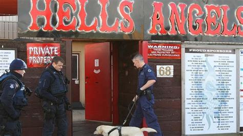 Online shop comancheros wide range of saddlebags for riding horse, western chaps, leather hats, leather comancheros, leather saddlebags, leather western chaps, leather hats, accessories. The Hells Angels clubhouse in Thomastown.