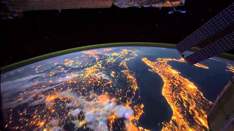 Impresionante Vista De La Tierra Presenciado Desde El Espacio Exterior