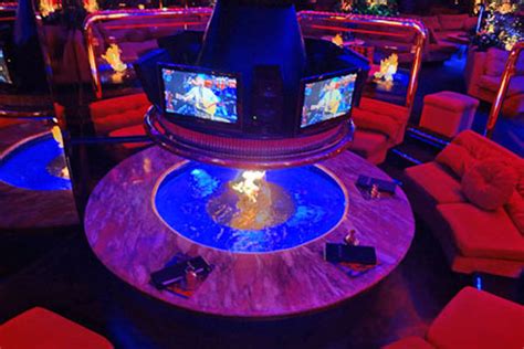 Peppermill Fireside Lounge Las Vegas Menus And Pictures