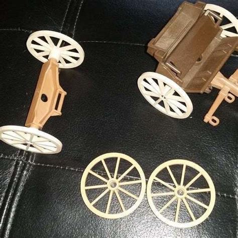 Download Free Stl File Wagon Wheels For 1988 Playmobil Cannon And