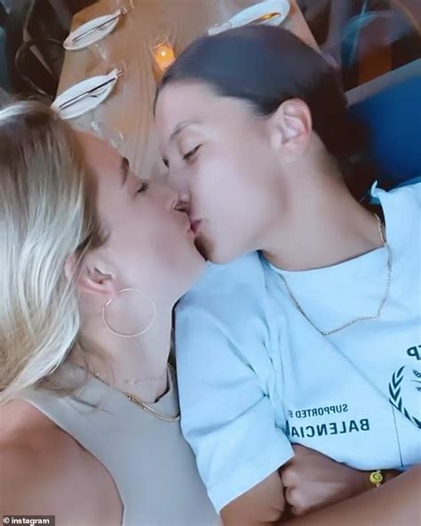 Matildas Captain Sam Kerr Shares A Kiss With Kristie Mewis As The