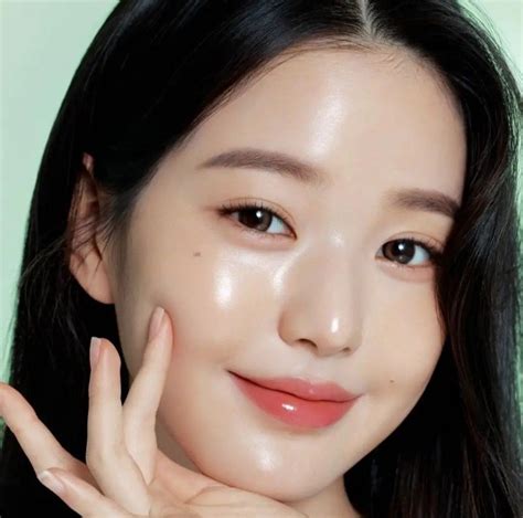 Jang Wonyoung Pele Brilhante Dicas De Maquiagem Para Sobrancelha