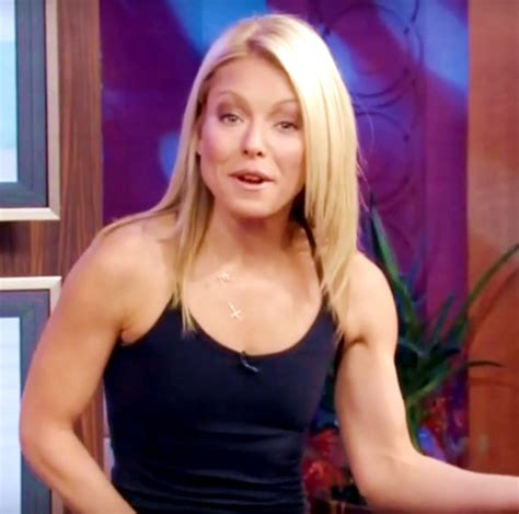 Pin By R C On Kelly Maria Ripa The Total Woman Women Kelly Maria