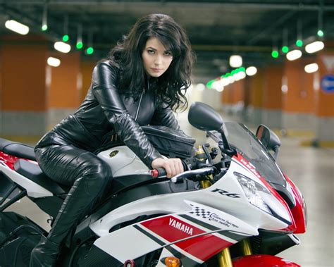 1280x1024 Yulia Snigir Posing On Yamaha 1280x1024 Resolution Hd 4k Wallpapers Images