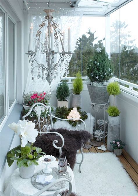 15 Inspirational Diy Christmas Balcony Design That You Can Do Yourself