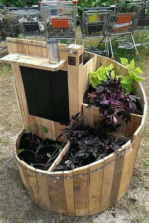 Awesome 50 Stunning Repurposing Recycled Pallet Ideas