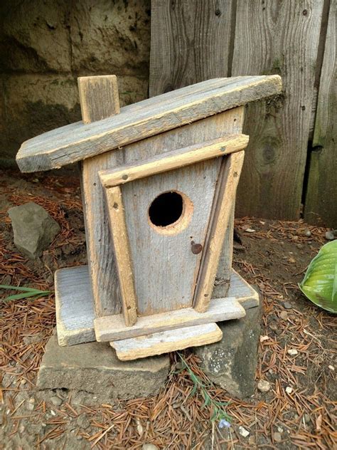 Birdhouse Made Of Repurposed Fence Birdhousetips Bird Houses Bird
