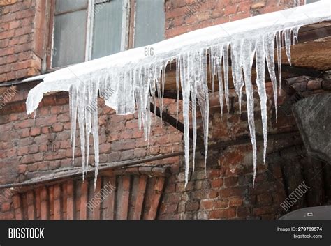 Icicles Hanging Roof Image And Photo Free Trial Bigstock