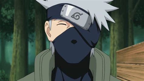 Why You Almost Never See Kakashis Face In Naruto