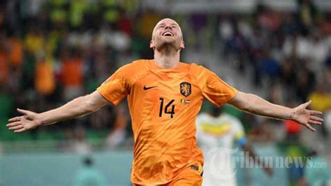 Link Live Streaming Belanda Vs Qatar Cukup Imbang Belanda Lolos Ke 16