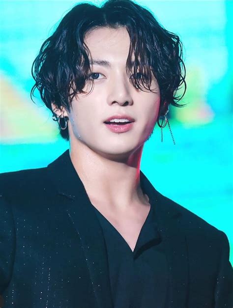 Jungkook is the lead vocalist, dancer, and rapper of the south korean musical band, bangtan boys or bts. BTS's Jungkook Made A Promise To Get Sexier...And He's ...