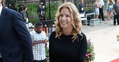 Jeanie Buss Stops Brothers Attempt To Take Over Lakers