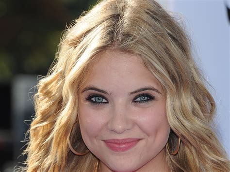 Ashley Benson Wallpapers Images Photos Pictures Backgrounds