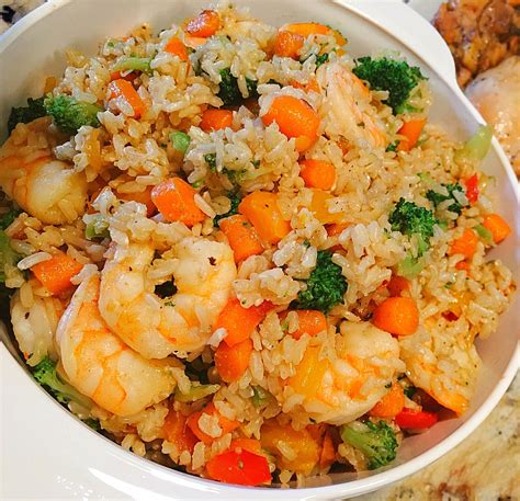 This Garlic Shrimp Fried Brown Rice Is Simple Delicious And Easy To