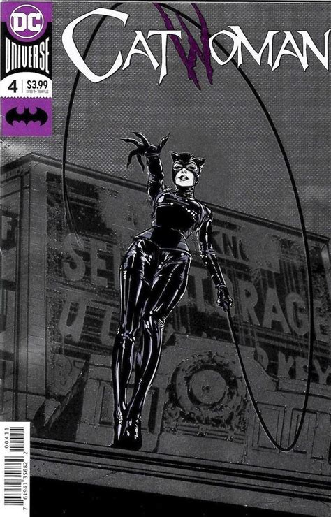 Catwoman Comic Issue 4 Foil Cover Modern Age First Print 2018 Jones