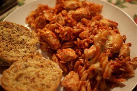 Pop the pasta mix into a baking/lasagna dish, top with grated cheese. A collection of Slimming World recipes.: Chicken pasta bake
